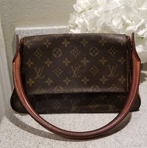 ❣SALE❣Louis Vuitton Mini Looping Handbag💜